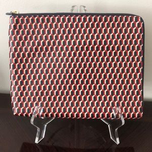 Commute Clutch - Mark & Graham